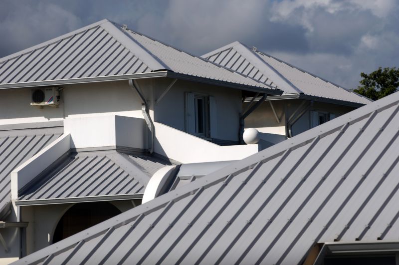Aluminum Roof Installation in Fowlerville, MI
