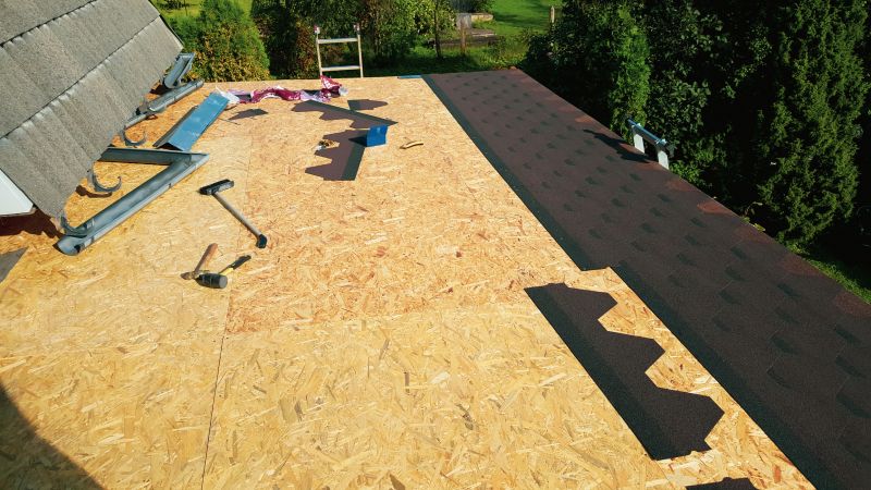 Asphalt Shingles Installation in Fenton, MI